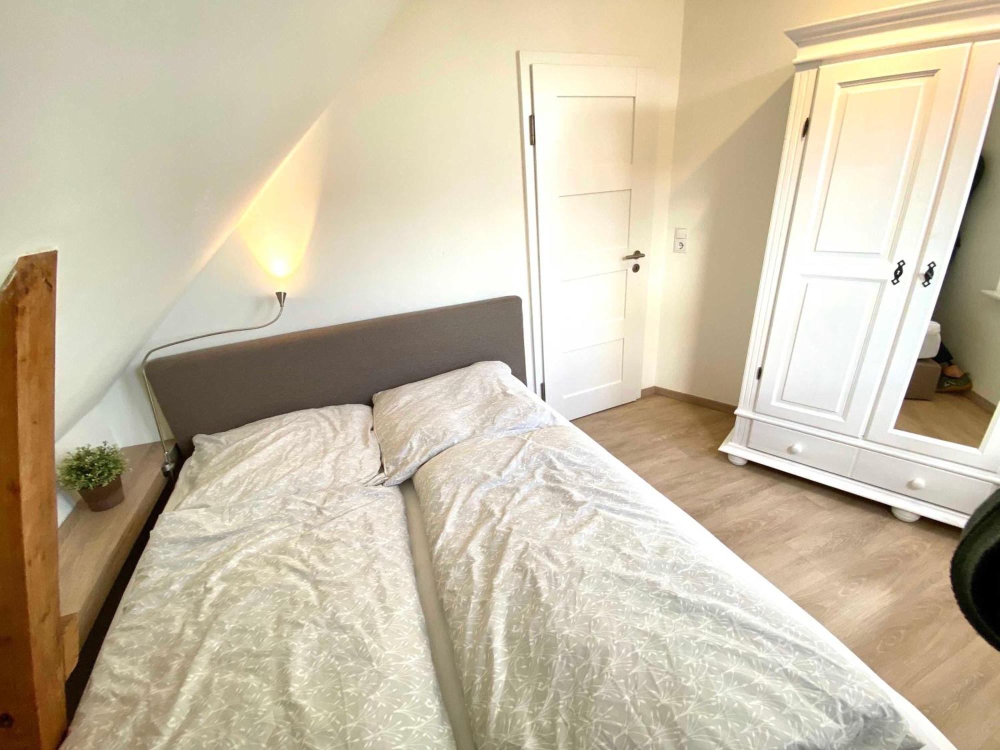 Ferienwohnungen Meerhuus_ 45229 Ditzum Bilik gambar